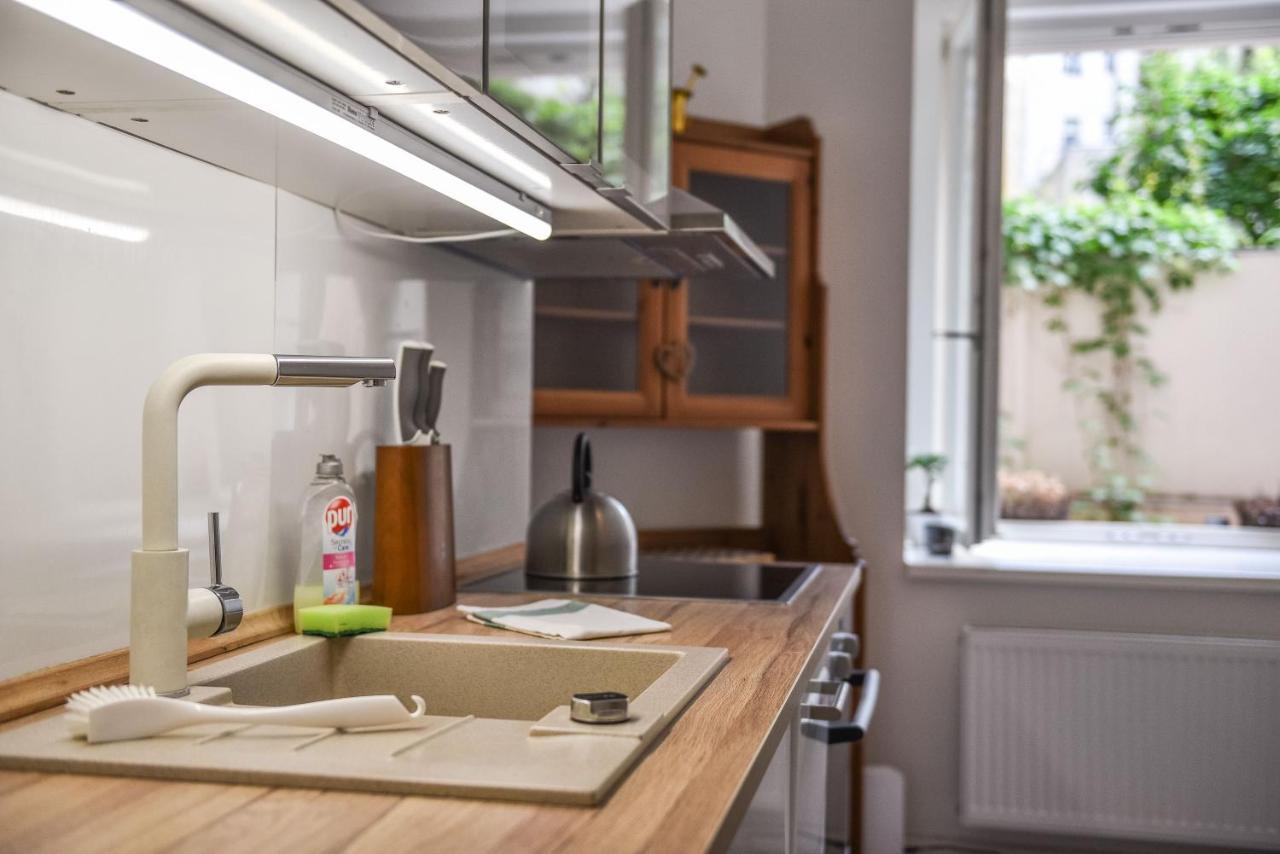 Quiet Apartment In The City Center With Own Terrace Prague Extérieur photo